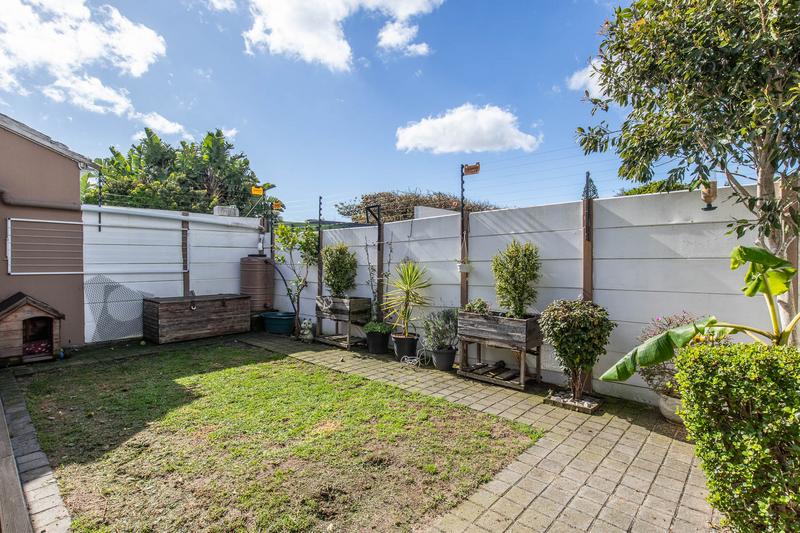 2 Bedroom Property for Sale in Diep River Western Cape